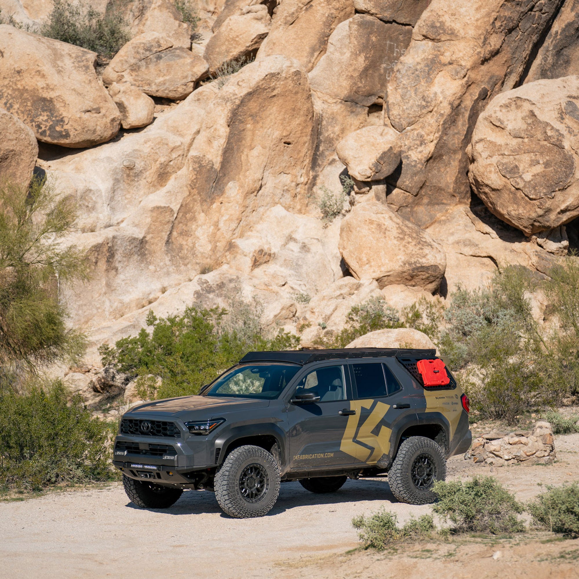 4Runner Roof Rack with Optional Light Bar Mount / 6th Gen / 2025+ (No Light Mount)