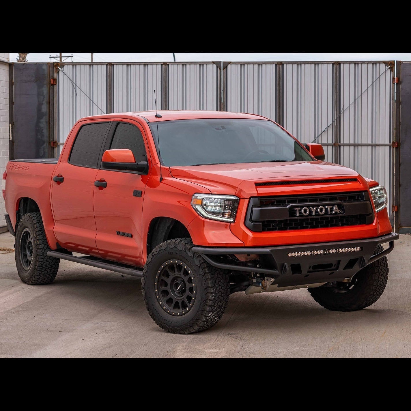 Tundra Hybrid Front Bumper / 2nd Gen / 2014-2021