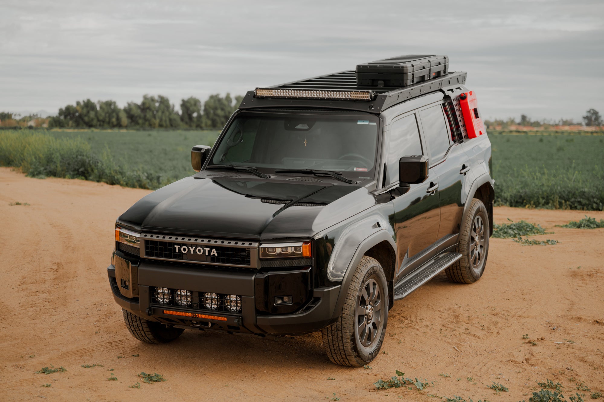 Land Cruiser Roof Rack with Light Bar Mount / 250 Series / 2024-2026