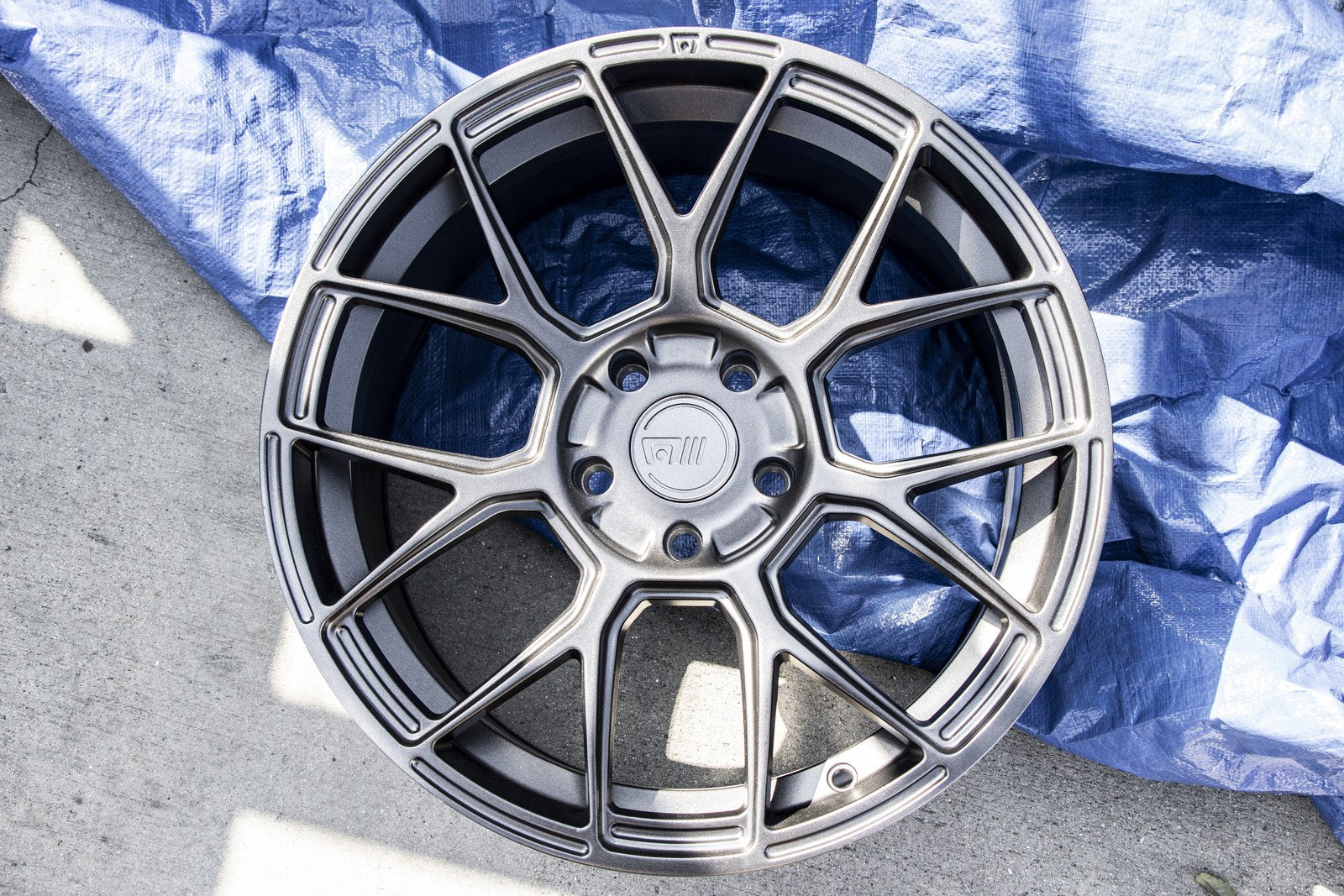 Motegi MR147 18X9.5 5X120 S-BLK 45MM
