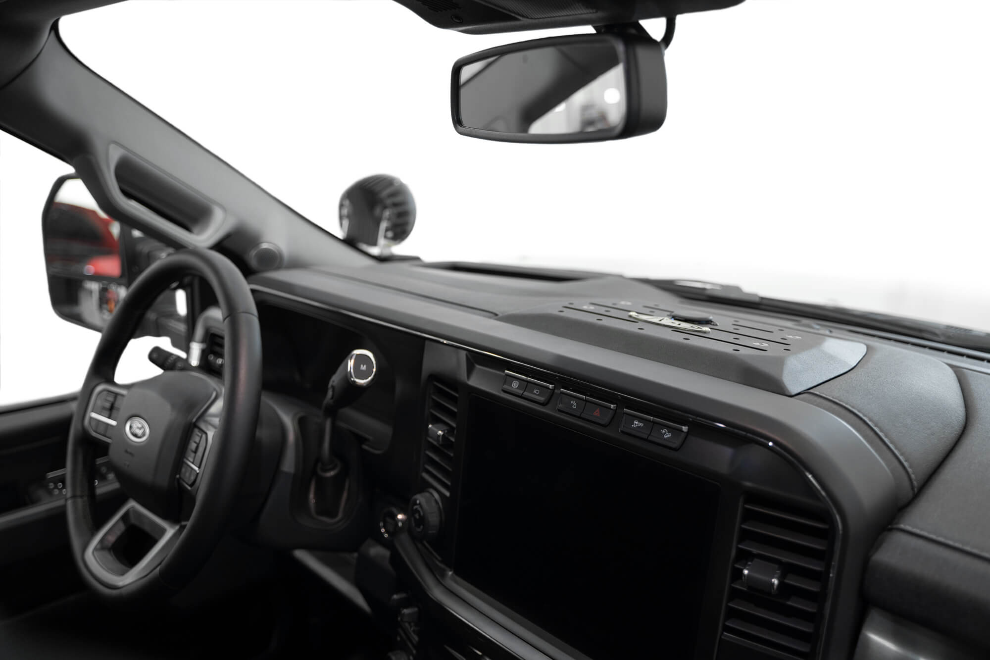 2023 Ford Super Duty Digital Device Dash Mount