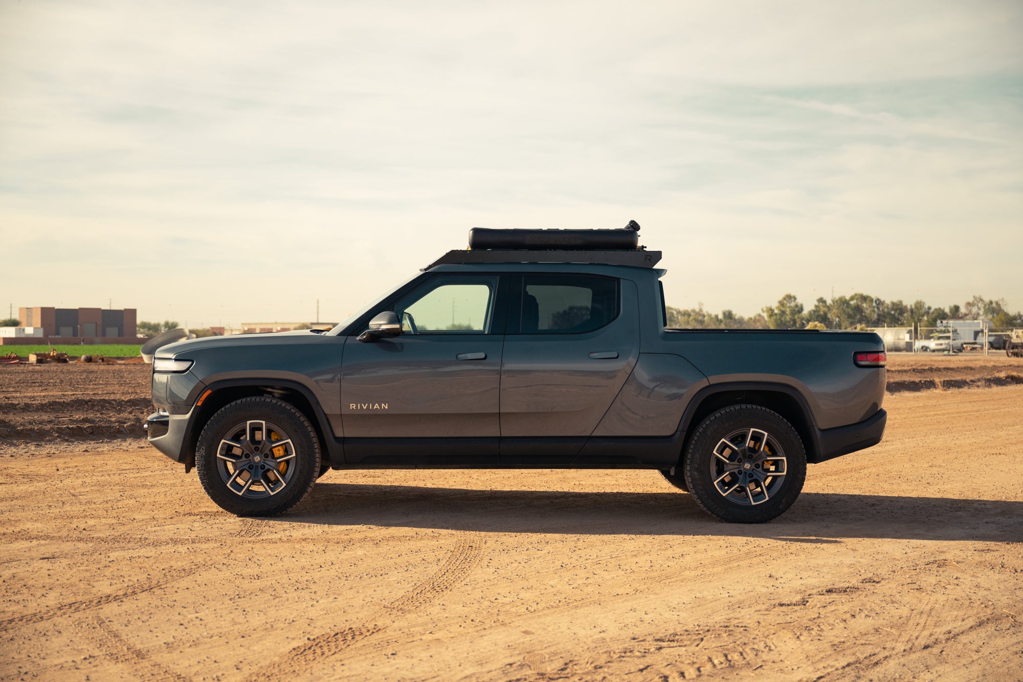 2022-2025 Rivian R1T Roof Rack