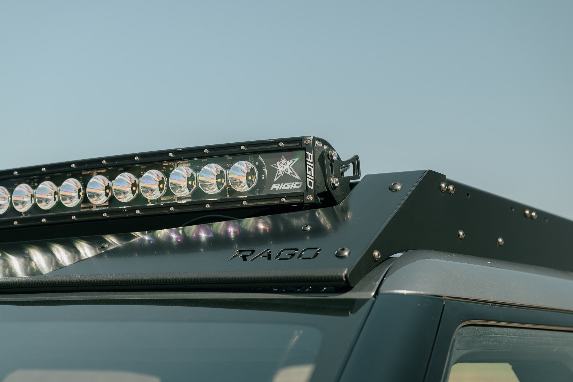 2022-2025 Rivian R1T Roof Rack w/ Light Pocket