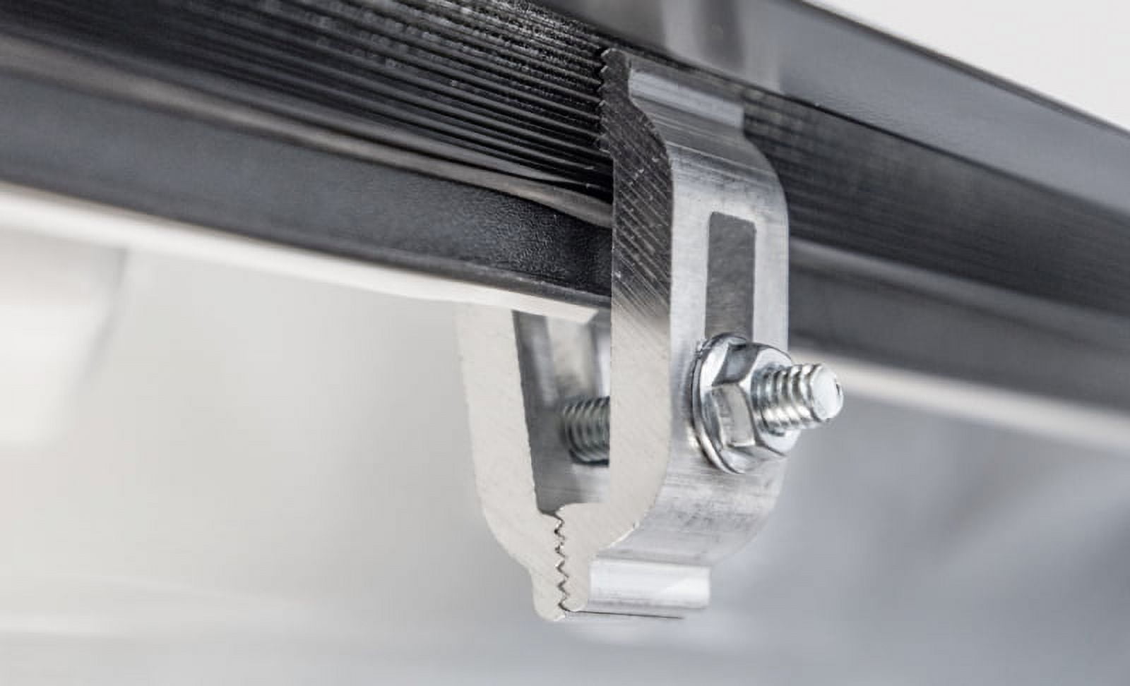 [B3050109]ACC LOMAX Tri-Fold Cover.Access LOMAX Tri-Fold Cover 22-23 Toyota Tundra 6ft 6in Bed