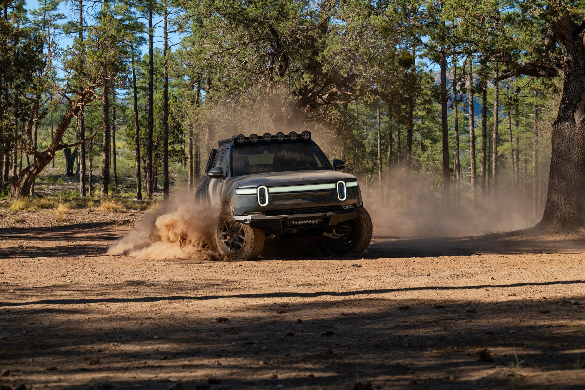2022-2025 Rivian R1T Front Bumper