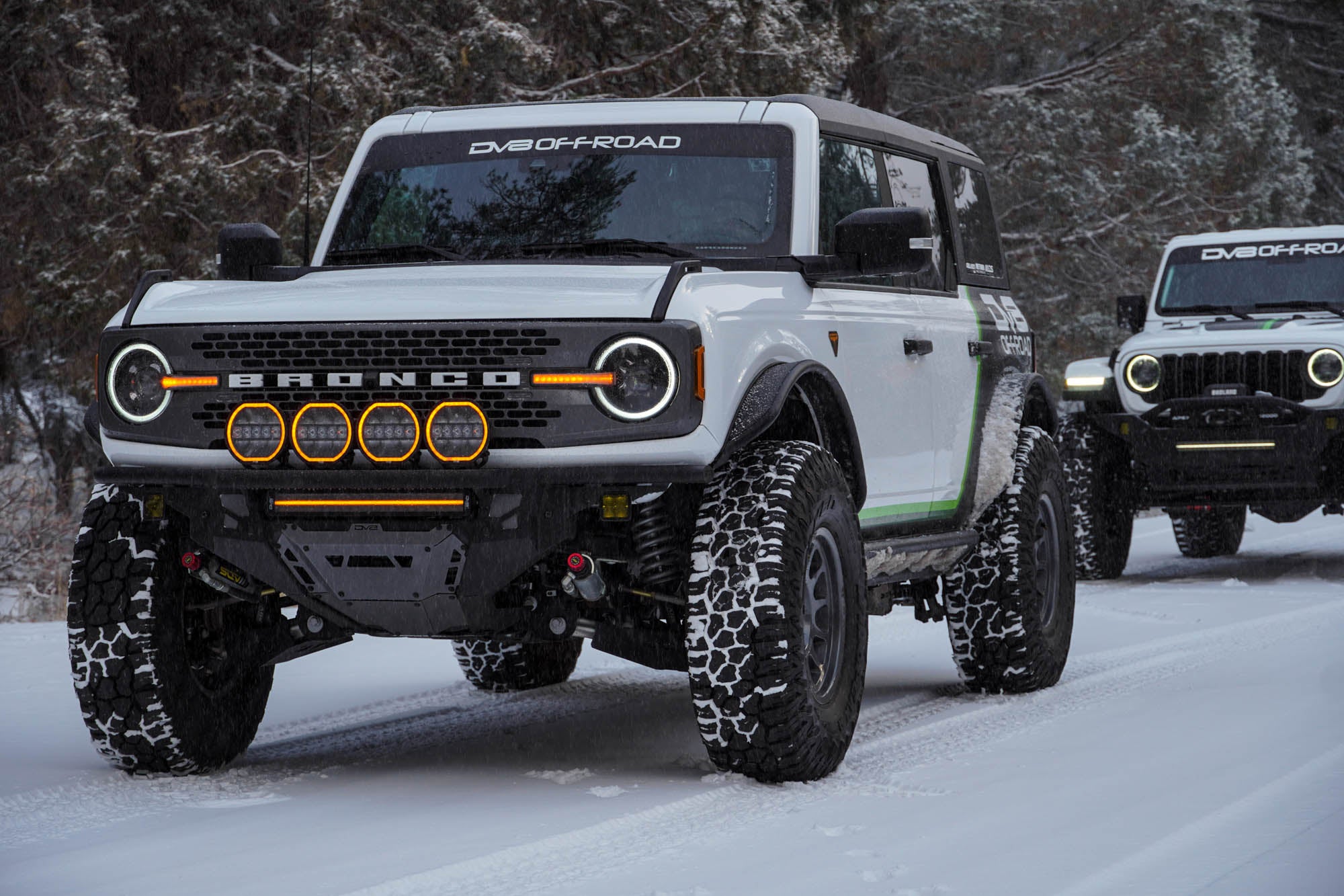 2021-2025 Ford Bronco Tube Series Front Bumper