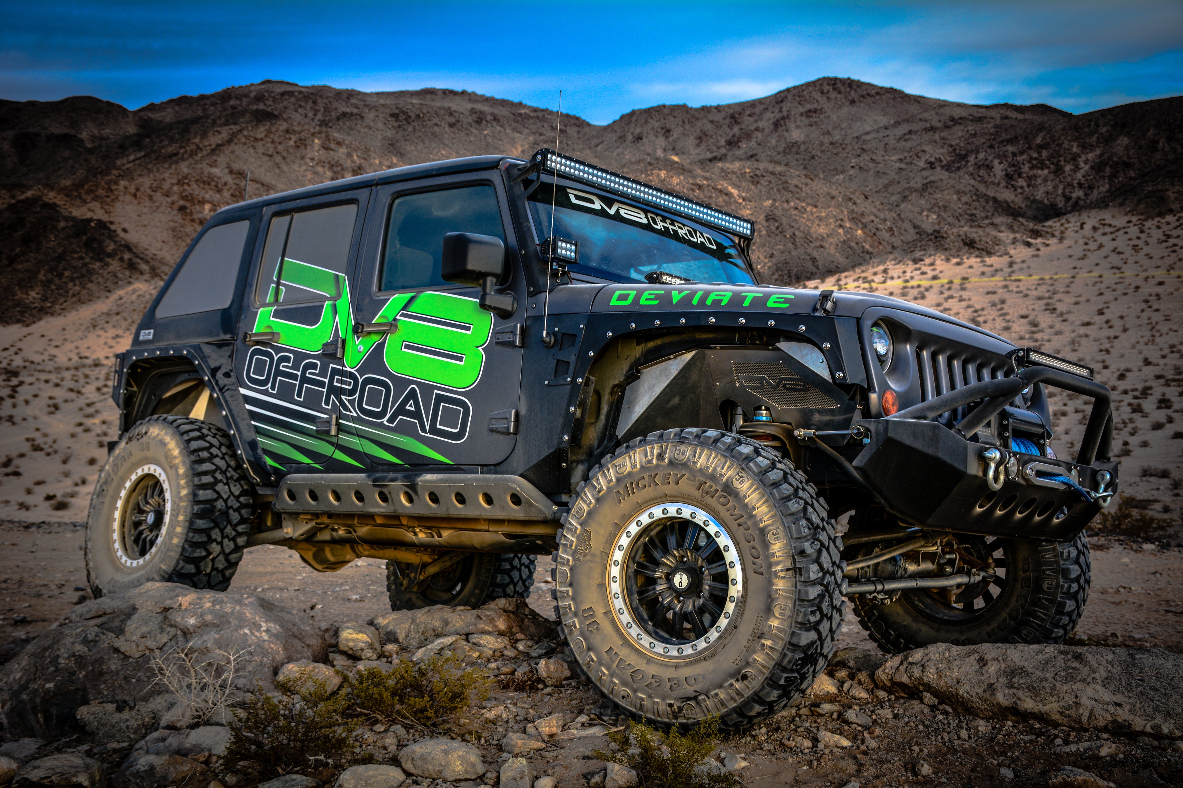Jeep JK Front Inner Fenders Black Or Raw
