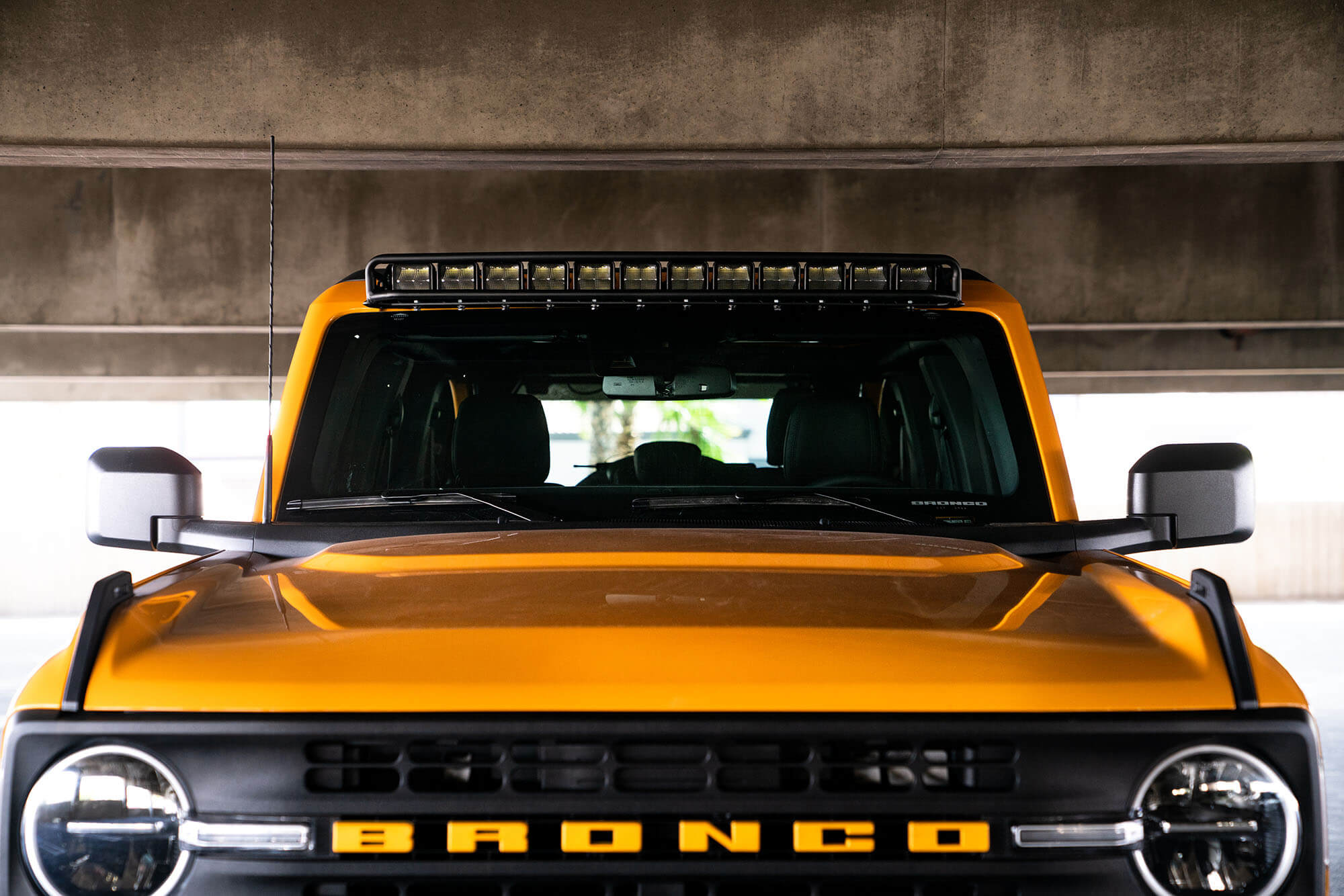 Ford Bronco 40-Inch Curved Light Bar Mount