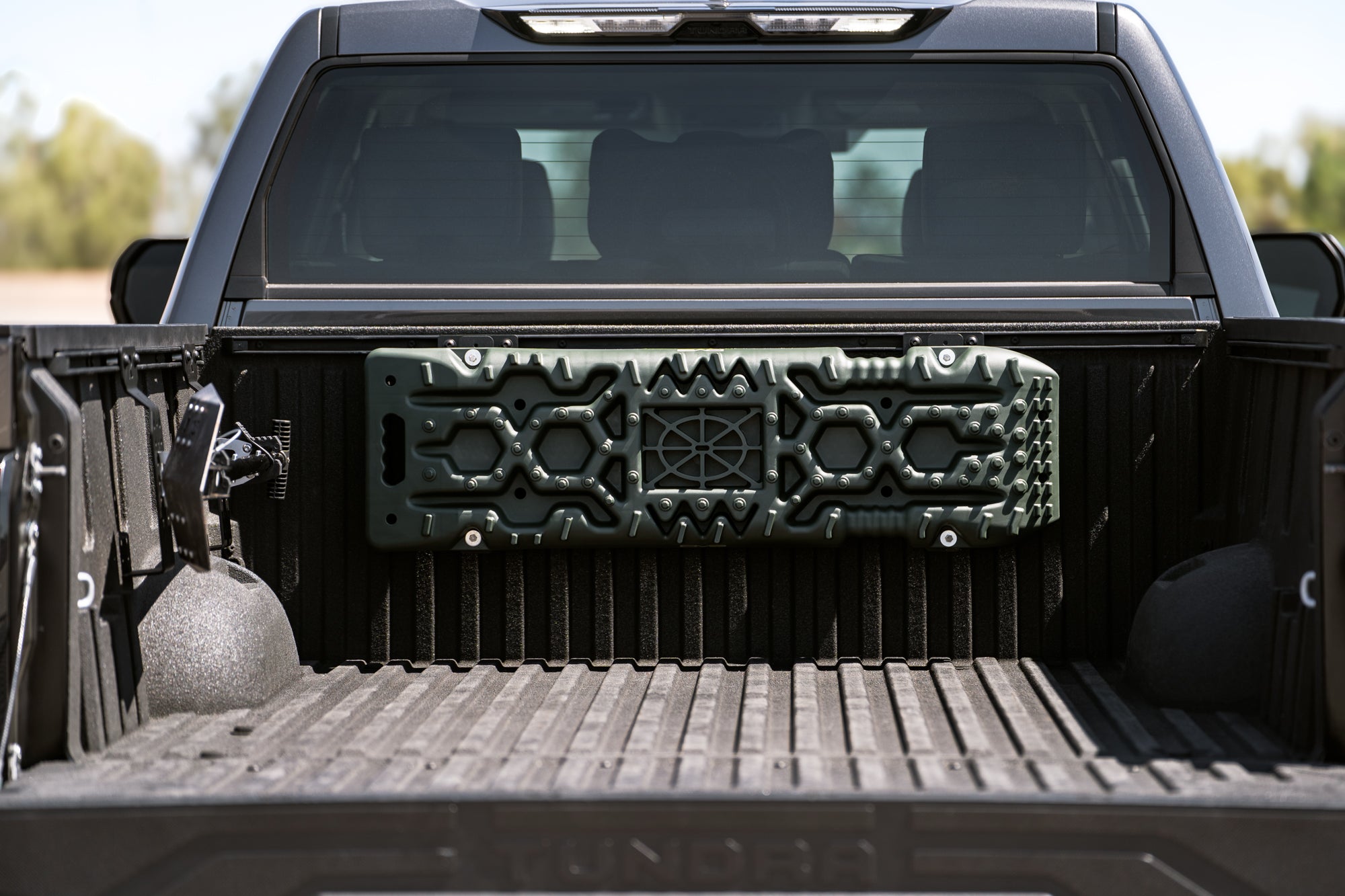 Toyota Tundra & Tacoma Bed Rail Recovery Board Mounts